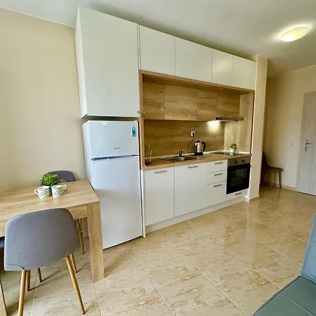 Sea Dreams - Menada Apartment *